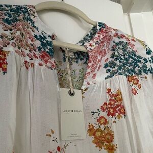 New with tag. Lucky shirt.
